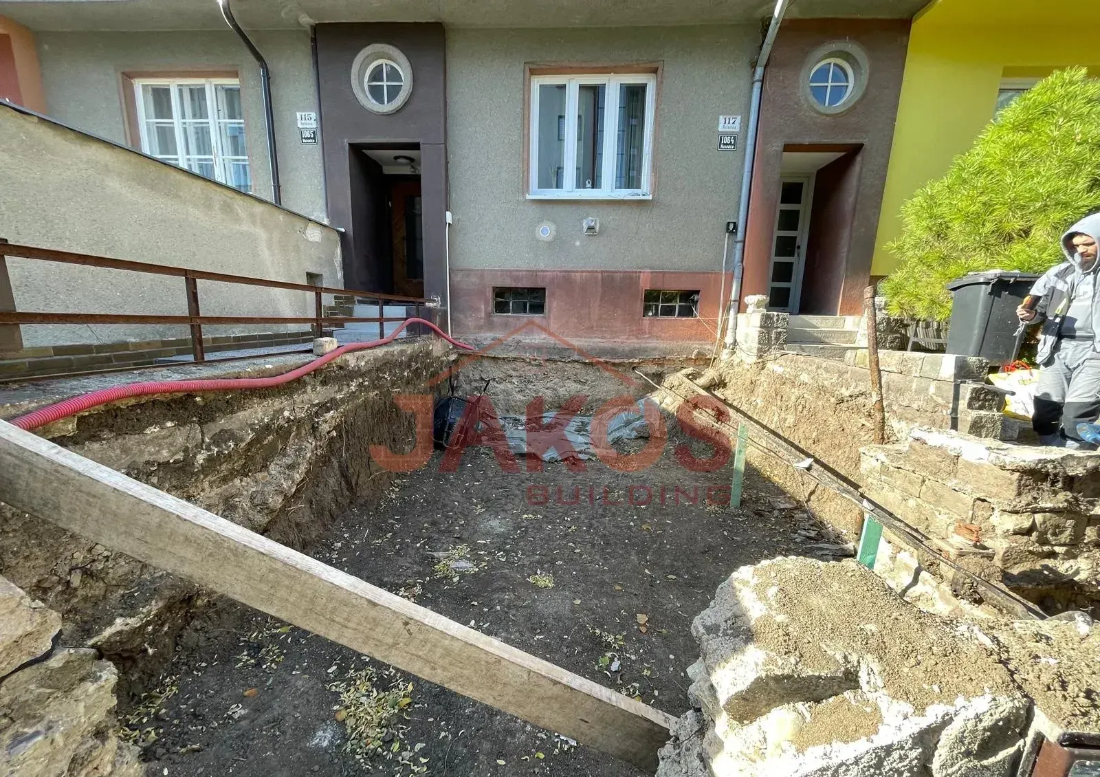 Výkopové práce a parkovací stání na ulici Rotalova v Brně, fotografie 4